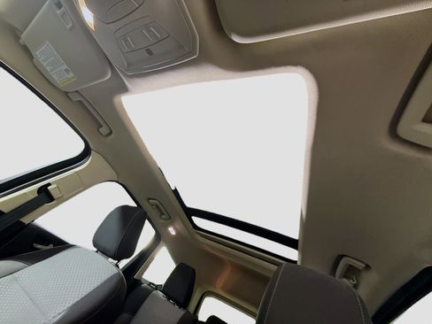 Used 2018 Ford Escape SE image 38