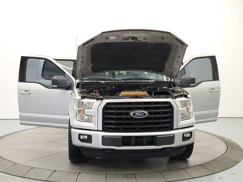 Used 2015 Ford F150 XLT w/ Equipment Group 302A Luxury image 10