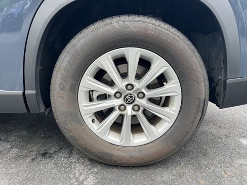 Used 2025 Toyota Grand Highlander FWD image 26