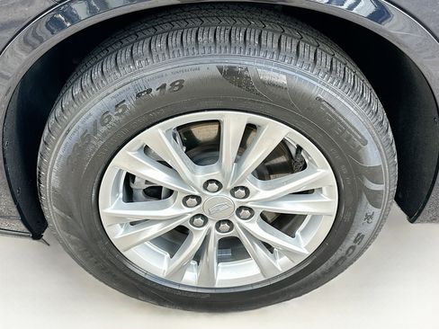 Used 2022 Cadillac XT6 Luxury image 35