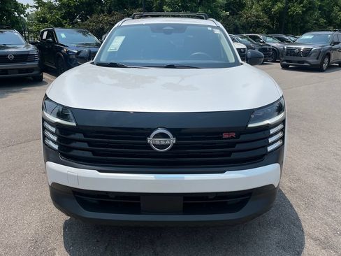 Certified 2026 Nissan Kicks SR FWD image 35