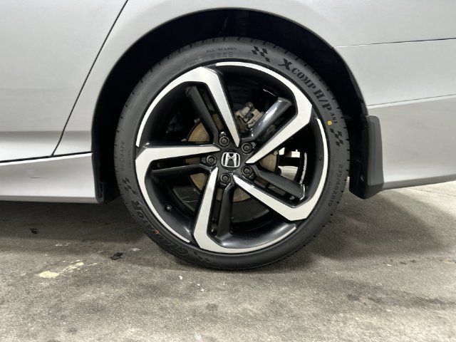 Used 2019 Honda Accord Sport image 11