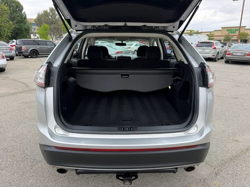 Used 2015 Ford Edge SEL FWD image 23