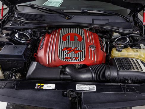 Used 2013 Dodge Challenger R/T Plus image 43