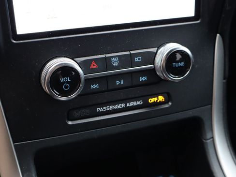 Used 2024 Ford Edge ST-Line AWD/4WD image 23