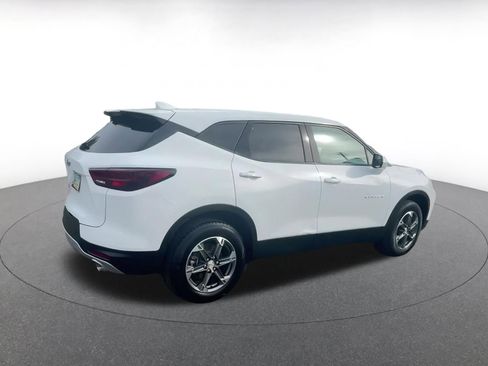 Used 2025 Chevrolet Blazer LT image 15