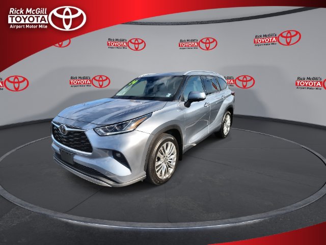 Used 2024 Toyota Highlander Platinum AWD/4WD image 4