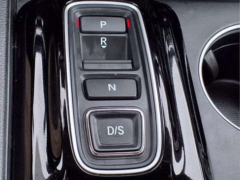 Used 2023 Honda Pilot Touring image 26