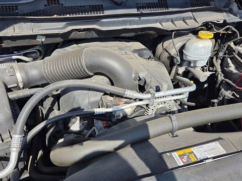 Used 2019 RAM 1500 Express w/ Express Value Package RWD image 15