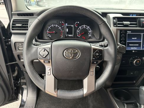 Used 2021 Toyota 4Runner SR5 image 24