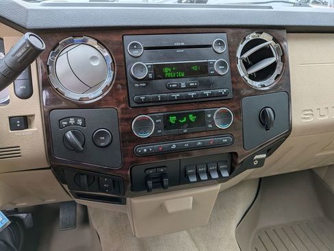 Used 2010 Ford F250 Cabela's image 21