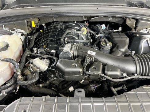 Used 2023 Jeep Grand Cherokee Altitude image 29