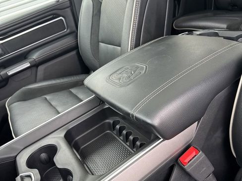 Used 2020 RAM 1500 Laramie w/ Sport Appearance Package AWD/4WD image 13