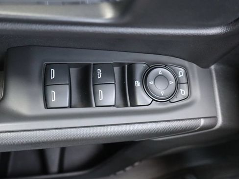 Used 2020 Chevrolet Silverado 1500 Custom Trail Boss w/ Custom Convenience Package AWD/4WD image 18