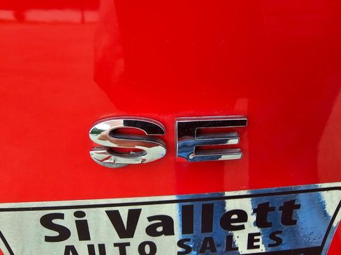 Used 2013 Ford Fiesta SE FWD image 16