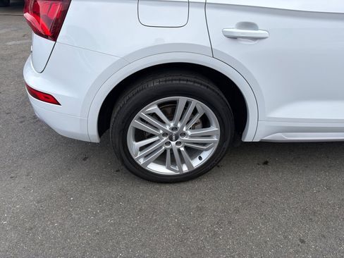 Used 2019 Audi Q5 2.0T Premium Plus w/ Premium Plus Package image 23