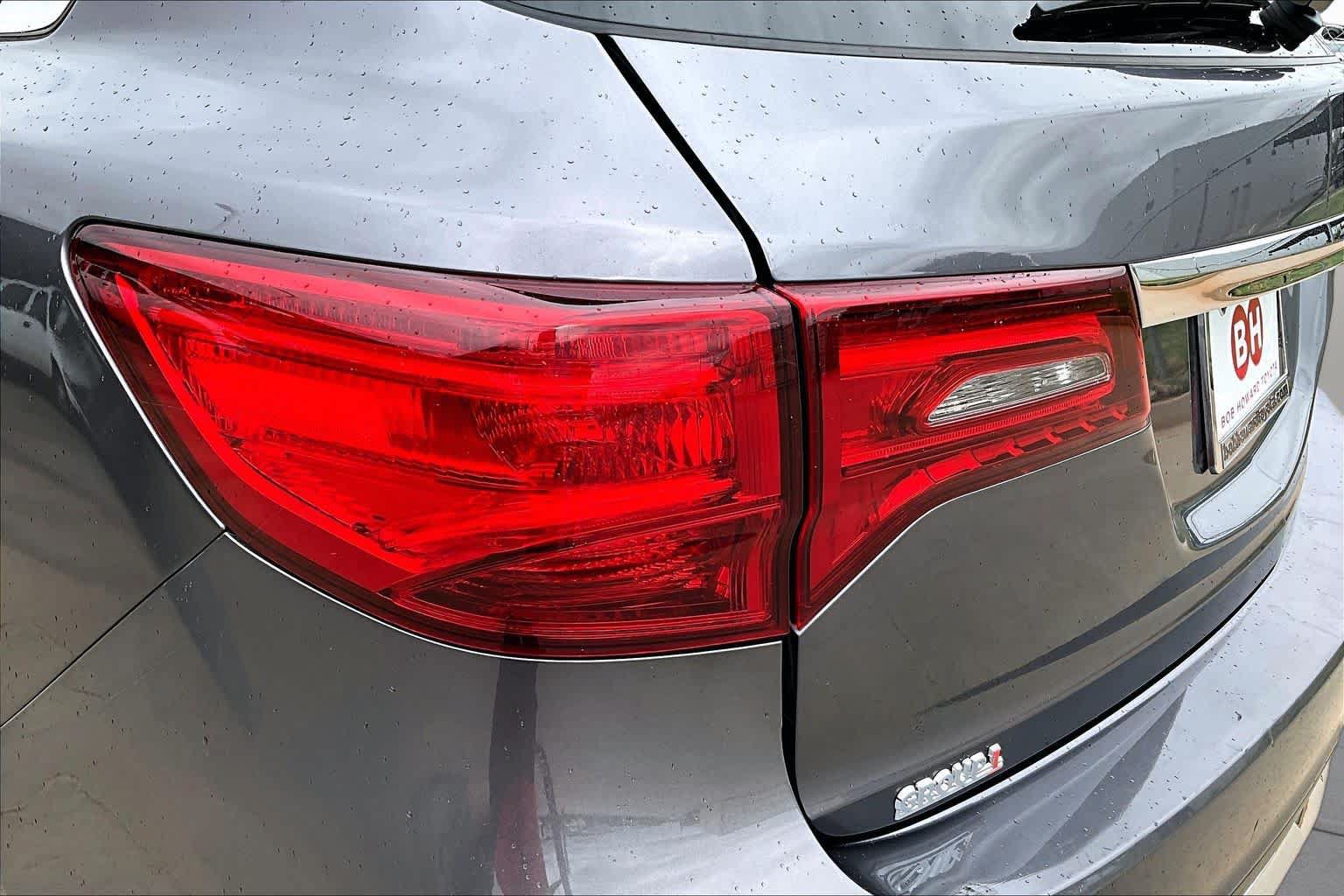Used 2018 Acura MDX w/ Technology Package AWD/4WD image 28