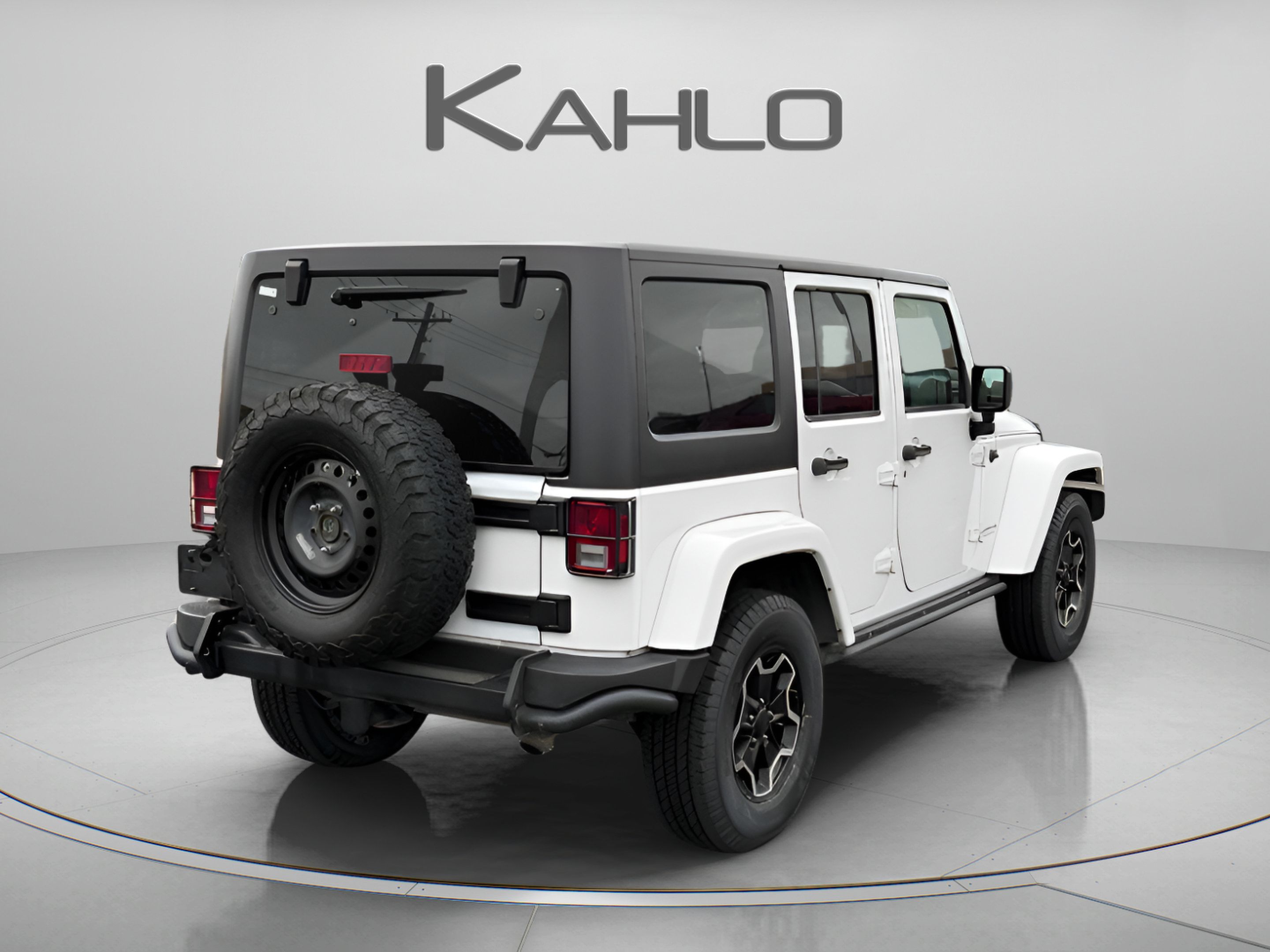 Used 2017 Jeep Wrangler Unlimited Sahara AWD/4WD image 4