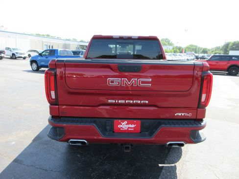 Used 2024 GMC Sierra 1500 AT4 w/ Technology Package AWD/4WD image 6