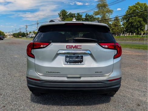 Used 2019 GMC Terrain SLE w/ Driver Convenience Package AWD/4WD image 6