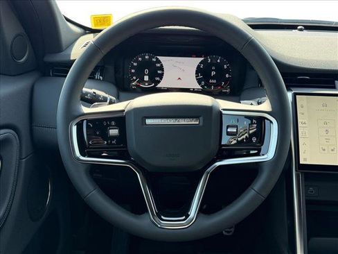 New 2026 Land Rover Discovery Sport Landmark AWD/4WD image 11