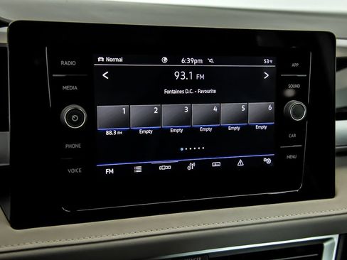 New 2026 Volkswagen Taos SE AWD/4WD image 12
