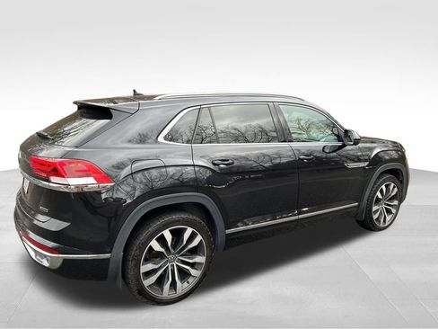 Used 2021 Volkswagen Atlas Cross Sport SEL Premium image 5