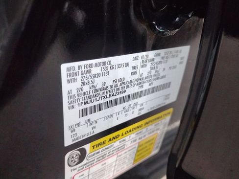 Used 2020 Ford Expedition XLT w/ Equipment Group 202A AWD/4WD image 36