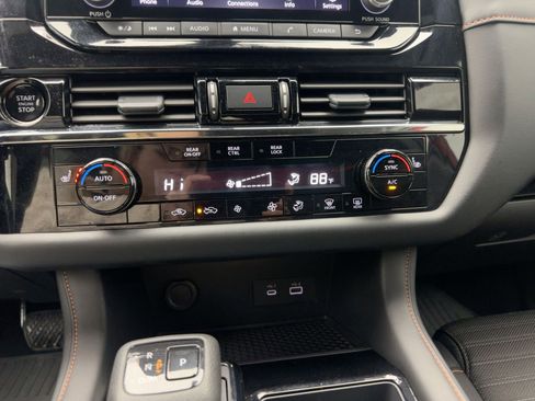 Used 2025 Nissan Pathfinder Rock Creek image 24