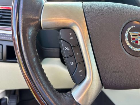 Used 2012 Cadillac Escalade ESV Platinum image 23