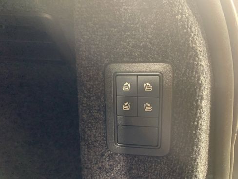 Used 2016 Land Rover Range Rover Long Wheelbase Supercharged image 36