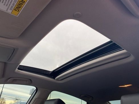 Used 2018 Honda Accord EX-L image 41