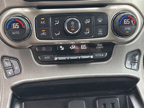 Used 2020 GMC Yukon XL Denali w/ Denali Ultimate Package image 35