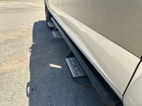 Used 2013 RAM 2500 Laramie AWD/4WD image 5