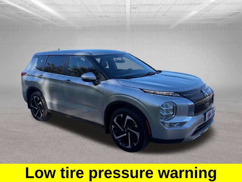 Used 2022 Mitsubishi Outlander SE AWD/4WD image 7