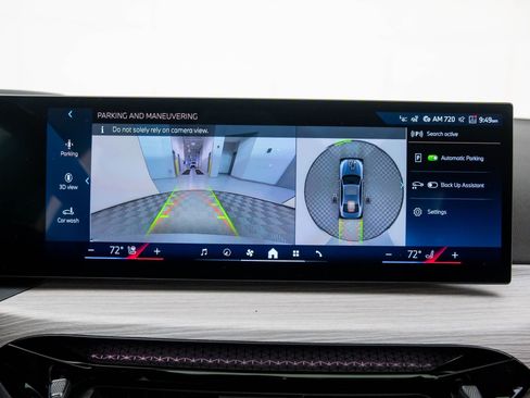 New 2026 BMW 330i xDrive Sedan w/ Premium Package image 28