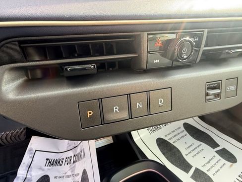 New 2026 Nissan Leaf Platinum+ image 24