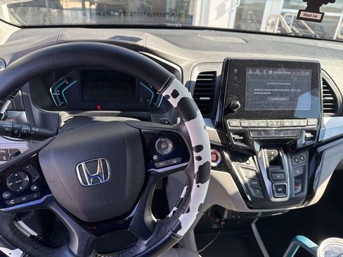 Used 2020 Honda Odyssey Elite image 12