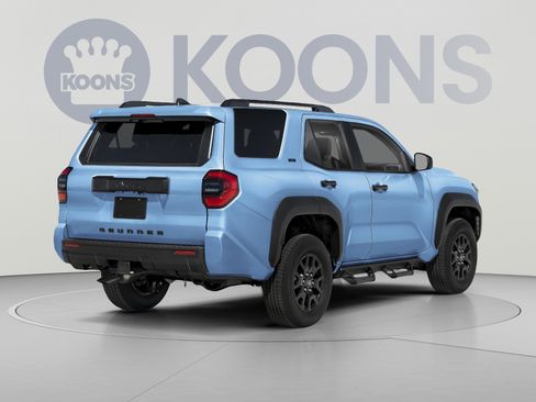 Used 2025 Toyota 4Runner SR5 AWD/4WD image 2