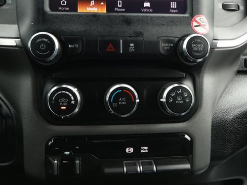 Certified 2024 RAM 2500 Big Horn image 19