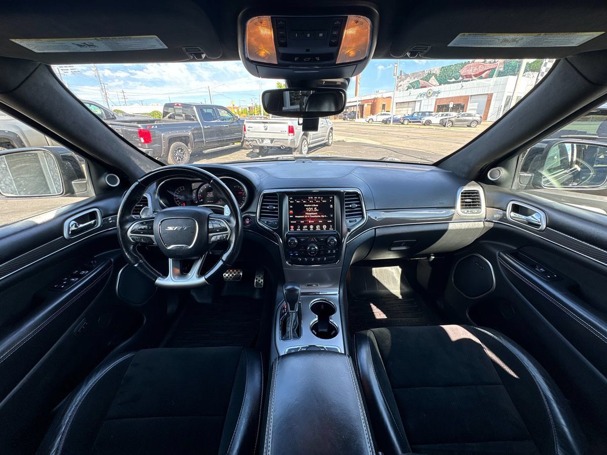Used 2017 Jeep Grand Cherokee SRT AWD/4WD image 34