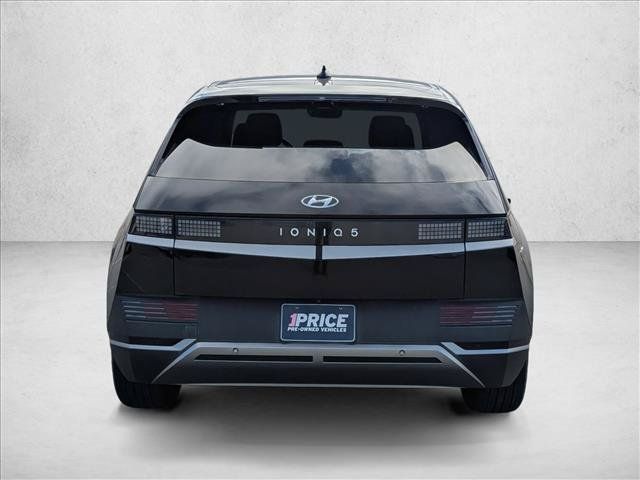 Certified 2023 Hyundai Ioniq 5 SEL w/ Cargo Package RWD image 6
