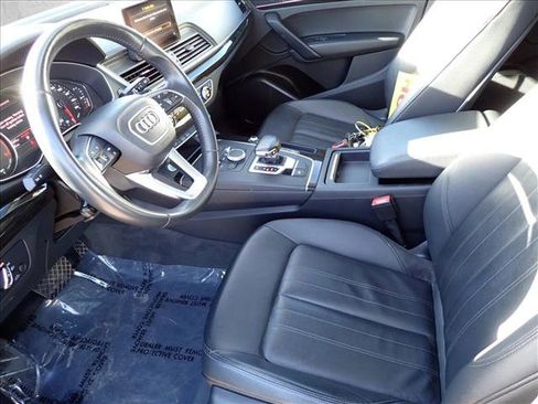 Used 2019 Audi Q5 2.0T Premium w/ Convenience Package image 12