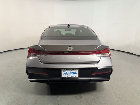 New 2026 Hyundai Elantra Limited image 6