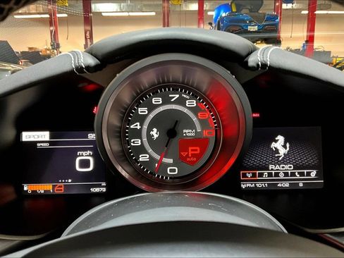 Used 2016 Ferrari F12 Berlinetta RWD image 12