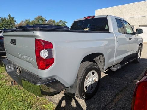 Used 2019 Toyota Tundra SR5 AWD/4WD image 5