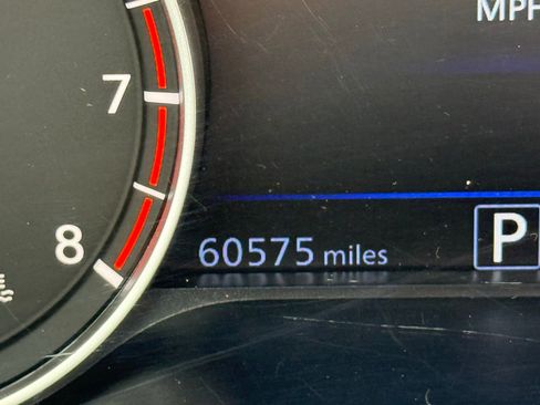 Used 2023 Nissan Altima 2.5 SV image 12