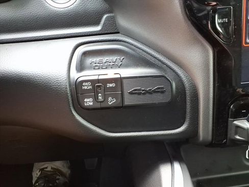 Used 2020 RAM 2500 Laramie image 26