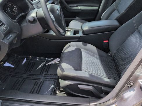 Used 2016 Nissan Altima 2.5 FWD image 17