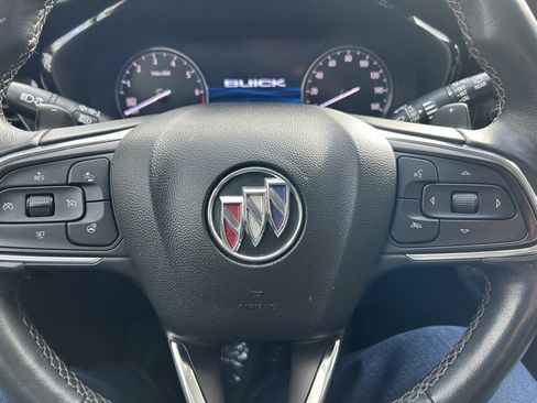 Used 2022 Buick Envision Essence w/ Technology Package I image 15